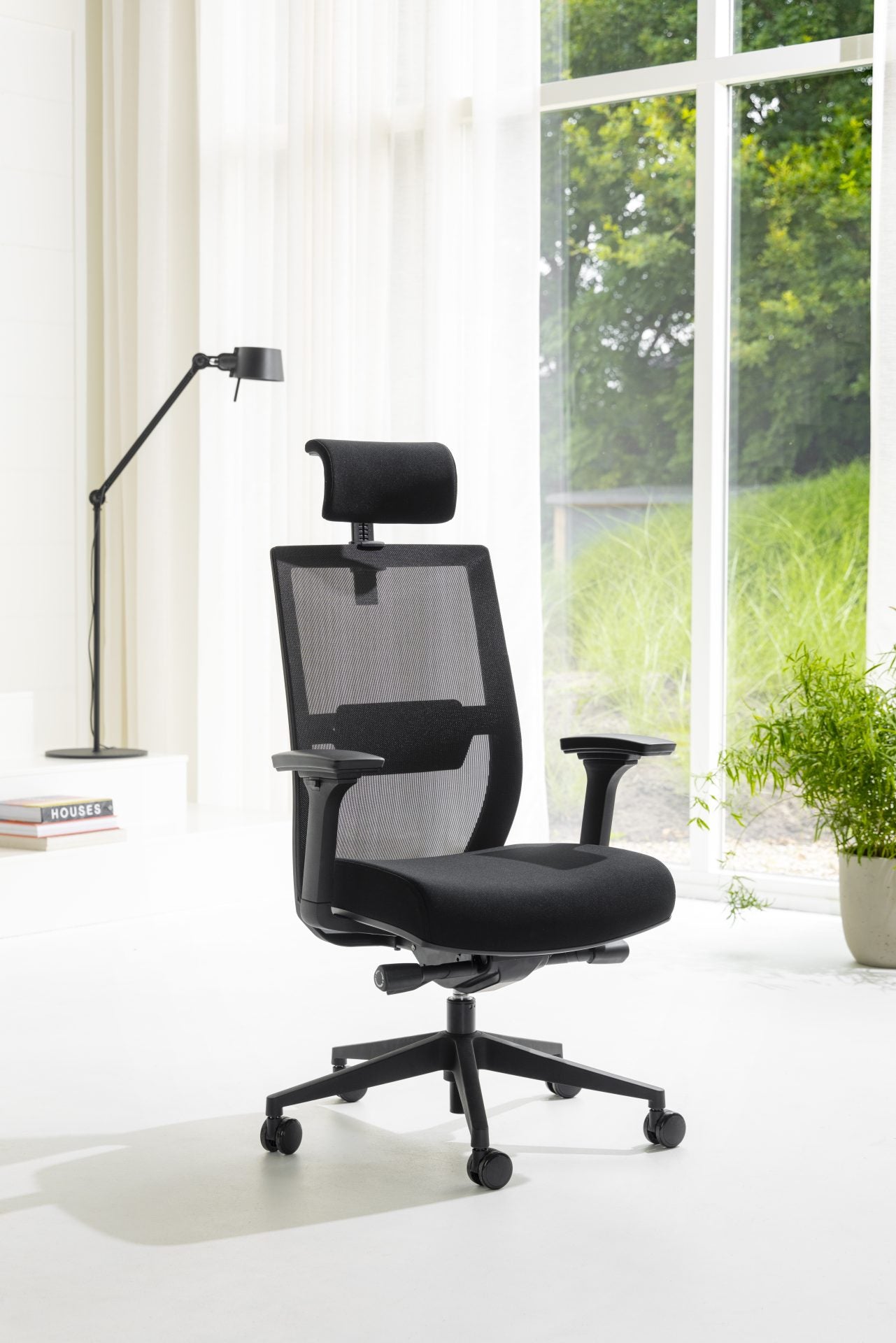 Silla Aire con reposacabezas de Gonos