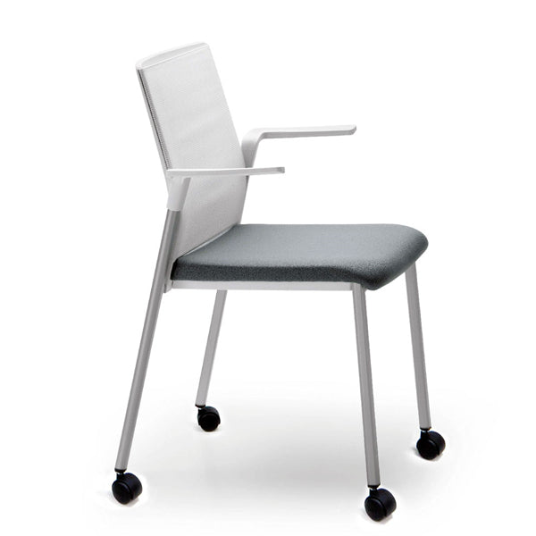 P3K, the multipurpose chair from Ergonomika