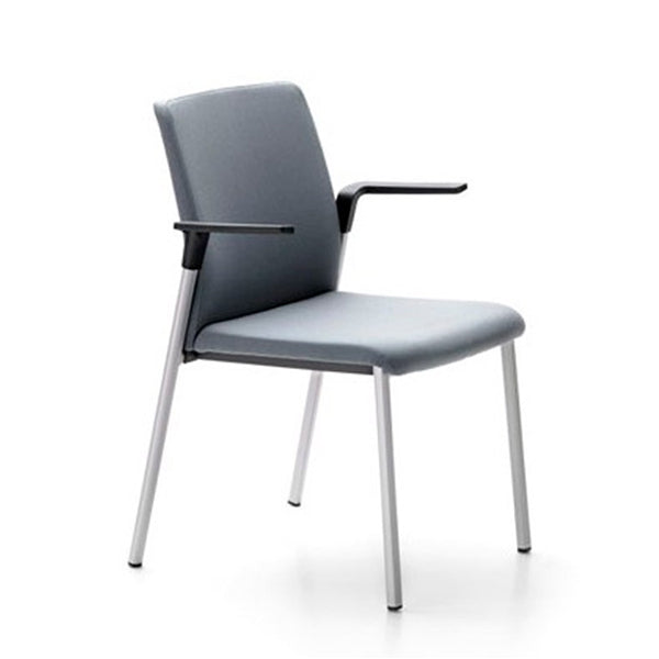 P3K, the multipurpose chair from Ergonomika