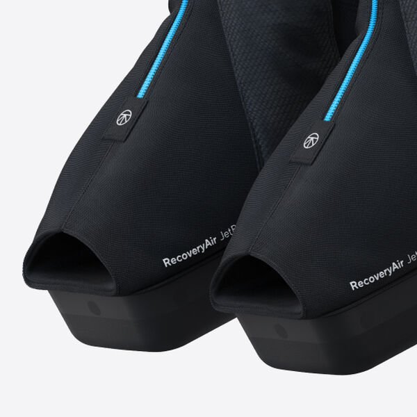 RecoveryAir JetBoots by Therabody | Size M