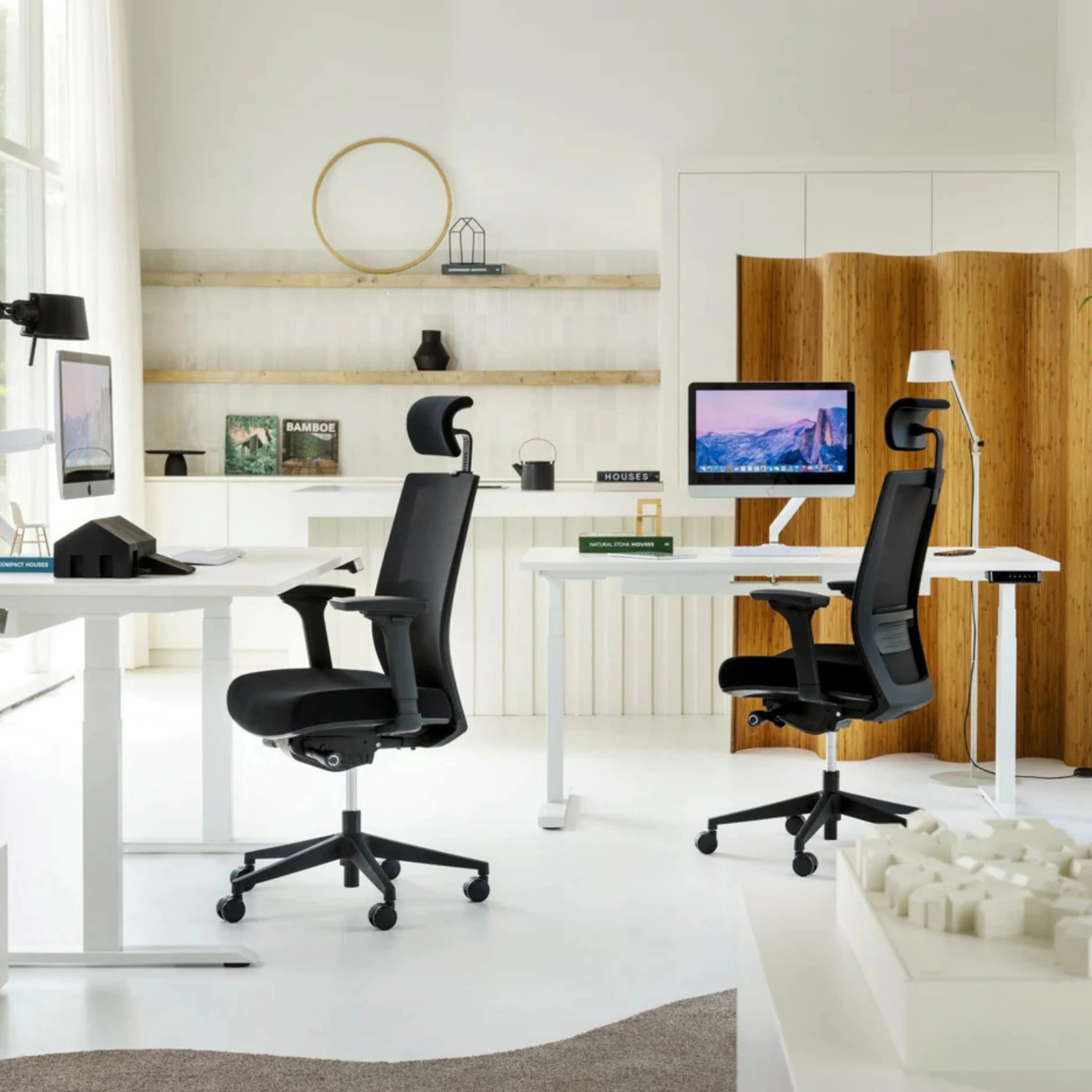 Silla moderna de oficina Aire con cabezal