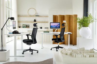 Modern office chair with headrest Aire by Gonos