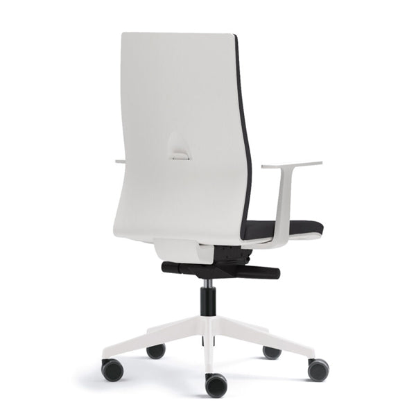 T2K, la silla ergonómica para oficinas operativas de Ergonomika.