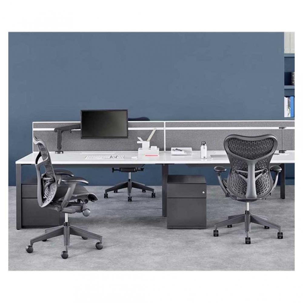 Cadira Oficina Ergonòmica MIRRA 2 BUTTERFLY de Herman Miller | Grafit